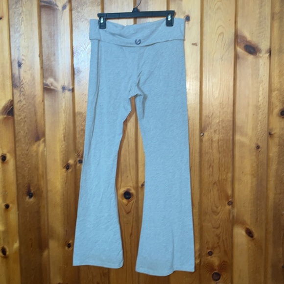 Gray Flared Pants pink Victoria’s Secret wide leg pants size large folded top - Picture 3 of 5
